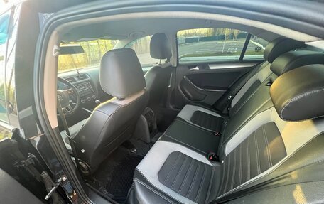 Volkswagen Jetta VI, 2015 год, 1 099 000 рублей, 5 фотография