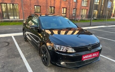 Volkswagen Jetta VI, 2015 год, 1 099 000 рублей, 16 фотография