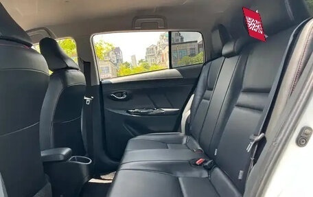 Toyota Yaris XP150 рестайлинг, 2022 год, 1 200 000 рублей, 17 фотография