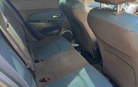 Chevrolet Cruze II, 2011 год, 675 000 рублей, 9 фотография