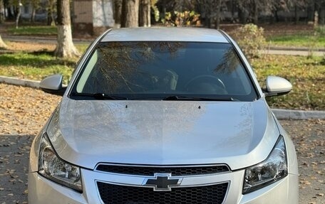 Chevrolet Cruze II, 2011 год, 675 000 рублей, 3 фотография