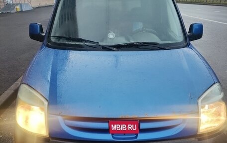 Peugeot Partner II рестайлинг 2, 2004 год, 260 000 рублей, 1 фотография