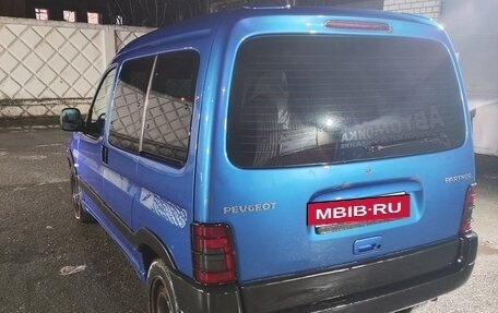 Peugeot Partner II рестайлинг 2, 2004 год, 260 000 рублей, 11 фотография