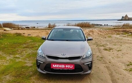 KIA Rio IV, 2017 год, 1 050 000 рублей, 2 фотография