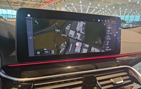 BMW 5 серия, 2021 год, 3 600 000 рублей, 15 фотография