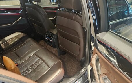 BMW 5 серия, 2021 год, 3 600 000 рублей, 14 фотография