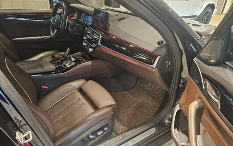 BMW 5 серия, 2021 год, 3 600 000 рублей, 13 фотография