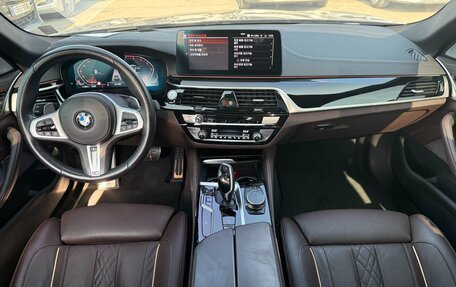 BMW 5 серия, 2021 год, 3 970 000 рублей, 18 фотография