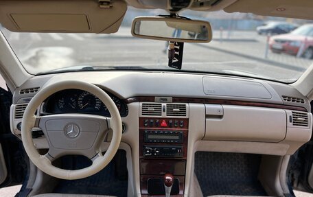 Mercedes-Benz E-Класс, 1999 год, 458 000 рублей, 8 фотография