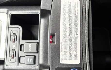 Toyota Land Cruiser Prado 150 рестайлинг 2, 2020 год, 5 600 000 рублей, 14 фотография