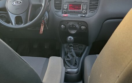 KIA Rio II, 2010 год, 530 000 рублей, 10 фотография