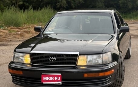 Toyota Celsior III, 1992 год, 980 000 рублей, 1 фотография