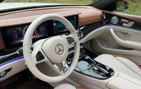 Mercedes-Benz E-Класс, 2018 год, 3 690 000 рублей, 12 фотография