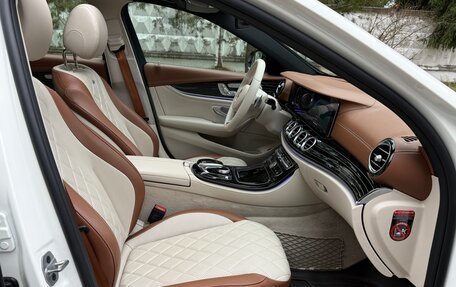 Mercedes-Benz E-Класс, 2018 год, 3 690 000 рублей, 23 фотография