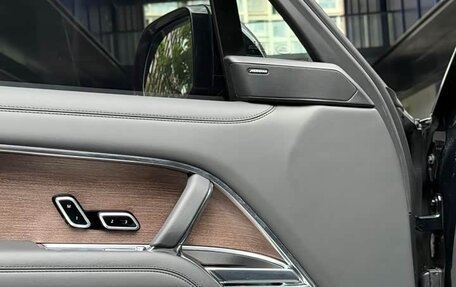 Land Rover Range Rover IV рестайлинг, 2023 год, 26 312 632 рублей, 16 фотография