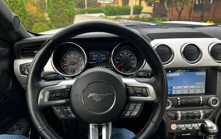 Ford Mustang VI рестайлинг, 2016 год, 4 200 000 рублей, 6 фотография