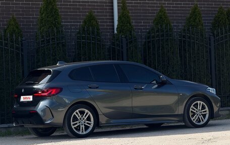 BMW 1 серия, 2021 год, 2 600 000 рублей, 7 фотография