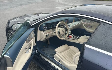 Mercedes-Benz E-Класс, 2019 год, 4 990 000 рублей, 8 фотография