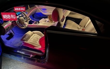 Mercedes-Benz E-Класс, 2019 год, 4 990 000 рублей, 17 фотография