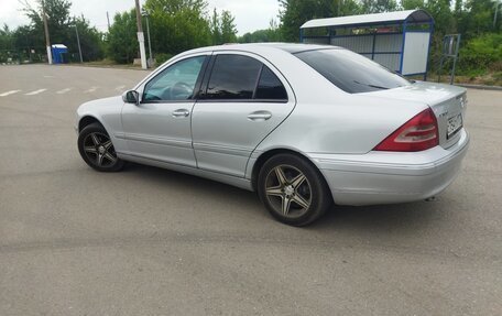 Mercedes-Benz C-Класс, 2003 год, 450 000 рублей, 10 фотография