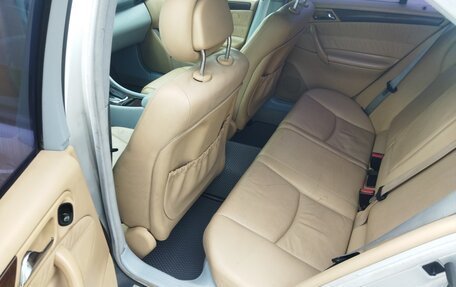 Mercedes-Benz C-Класс, 2003 год, 450 000 рублей, 9 фотография