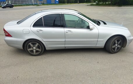 Mercedes-Benz C-Класс, 2003 год, 450 000 рублей, 18 фотография