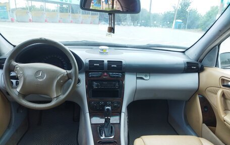 Mercedes-Benz C-Класс, 2003 год, 450 000 рублей, 19 фотография