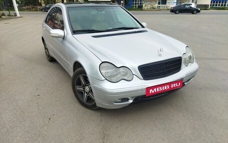 Mercedes-Benz C-Класс, 2003 год, 450 000 рублей, 15 фотография