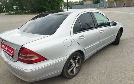 Mercedes-Benz C-Класс, 2003 год, 450 000 рублей, 17 фотография