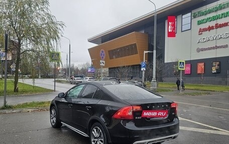 Volvo S60 Cross Country, 2018 год, 2 480 000 рублей, 24 фотография