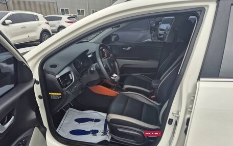 KIA Stonic, 2020 год, 1 150 000 рублей, 6 фотография