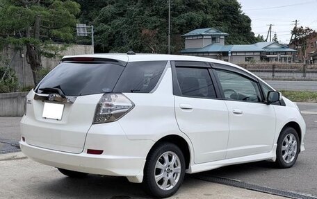 Honda Fit Shuttle I рестайлинг, 2015 год, 755 000 рублей, 3 фотография