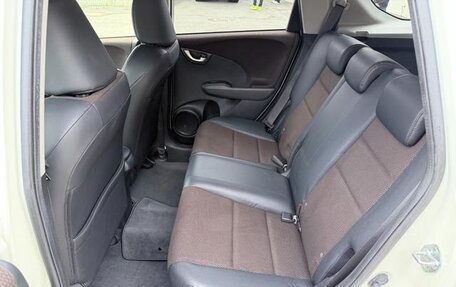 Honda Fit Shuttle I рестайлинг, 2015 год, 755 000 рублей, 22 фотография