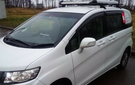 Honda Freed I, 2014 год, 1 100 000 рублей, 3 фотография