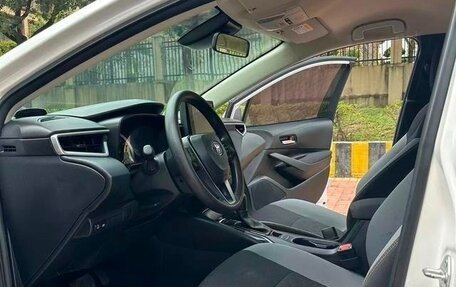 Toyota Corolla, 2022 год, 1 200 000 рублей, 5 фотография