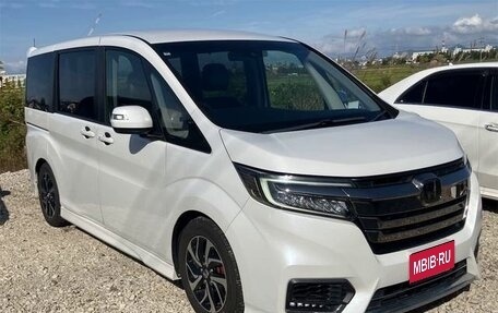 Honda Stepwgn IV, 2021 год, 2 150 000 рублей, 1 фотография