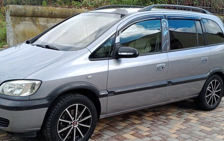 Opel Zafira A рестайлинг, 2003 год, 490 000 рублей, 17 фотография