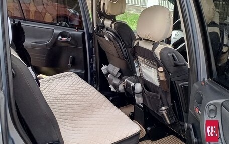 Opel Zafira A рестайлинг, 2003 год, 490 000 рублей, 19 фотография