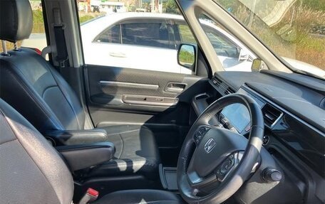 Honda Stepwgn IV, 2021 год, 2 150 000 рублей, 17 фотография