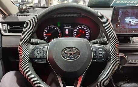 Toyota RAV4, 2022 год, 2 130 000 рублей, 18 фотография