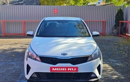 KIA Rio IV, 2020 год, 1 160 000 рублей, 2 фотография