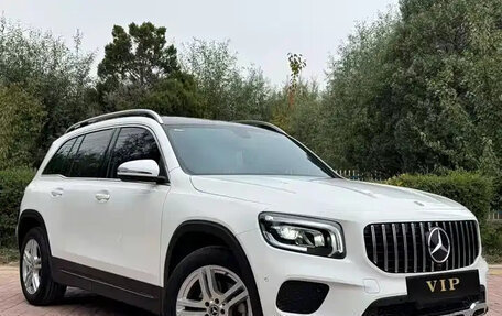 Mercedes-Benz GLB, 2022 год, 1 825 999 рублей, 3 фотография