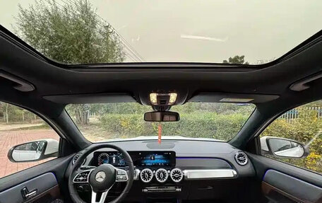 Mercedes-Benz GLB, 2022 год, 1 825 999 рублей, 7 фотография