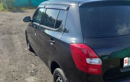 Skoda Fabia II, 2010 год, 400 000 рублей, 3 фотография