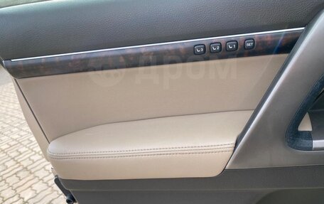 Toyota Land Cruiser 200, 2008 год, 3 190 000 рублей, 14 фотография