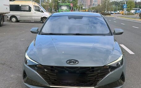 Hyundai Elantra, 2022 год, 1 220 000 рублей, 2 фотография