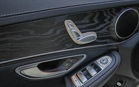 Mercedes-Benz C-Класс, 2018 год, 2 210 000 рублей, 23 фотография