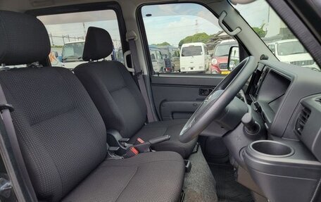 Daihatsu Hijet, 2022 год, 750 000 рублей, 5 фотография