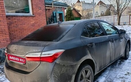 Toyota Corolla, 2018 год, 2 000 000 рублей, 3 фотография