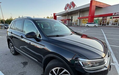 Volkswagen Tiguan II, 2018 год, 2 200 000 рублей, 10 фотография